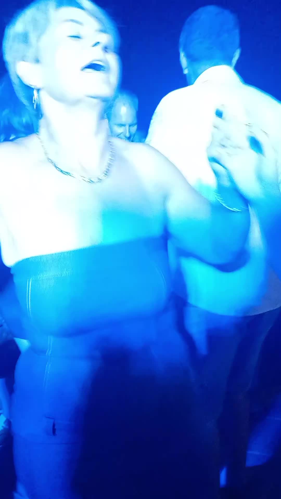 @Erzs&eacute;bet