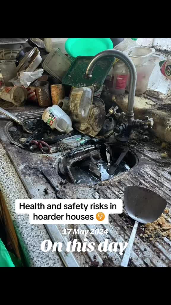 @Victoria ☣️