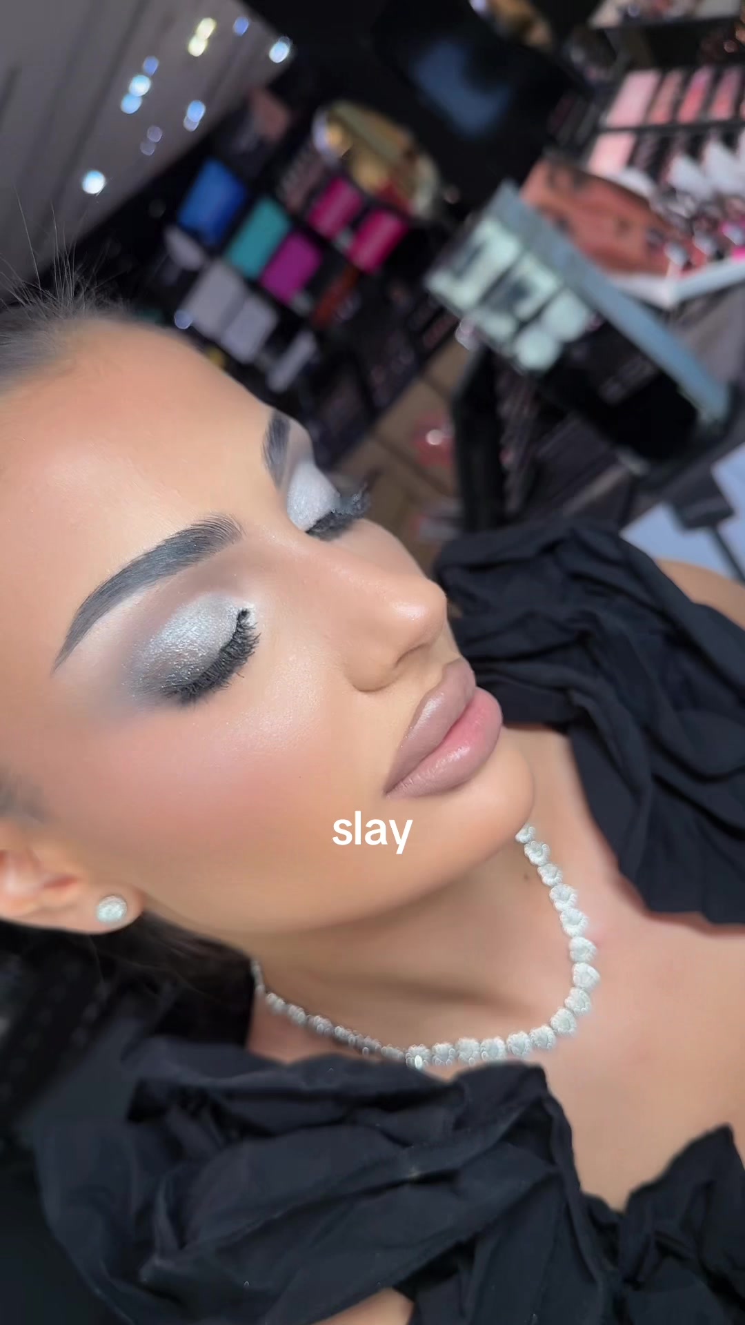 @Raya Petrova | Makeup Artist