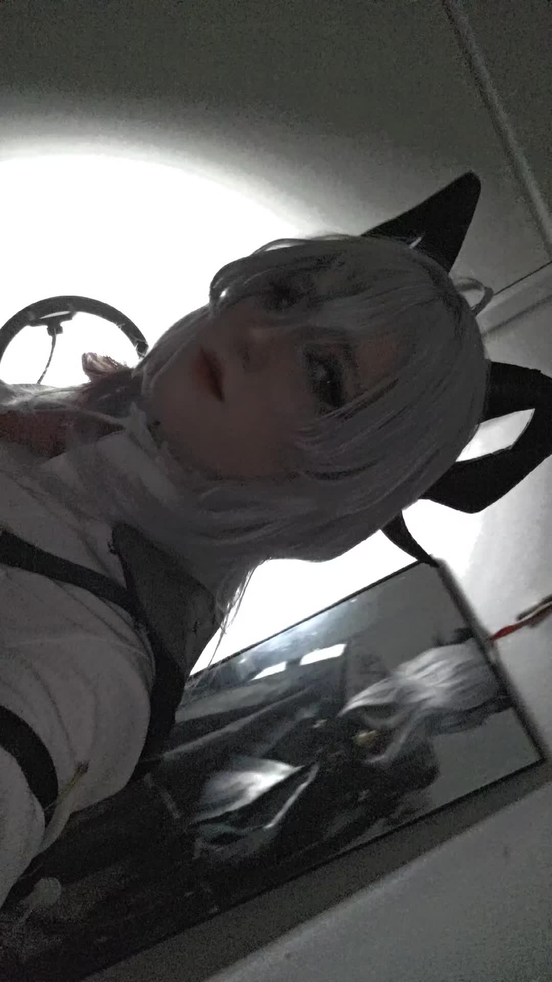 @~{Cc}~