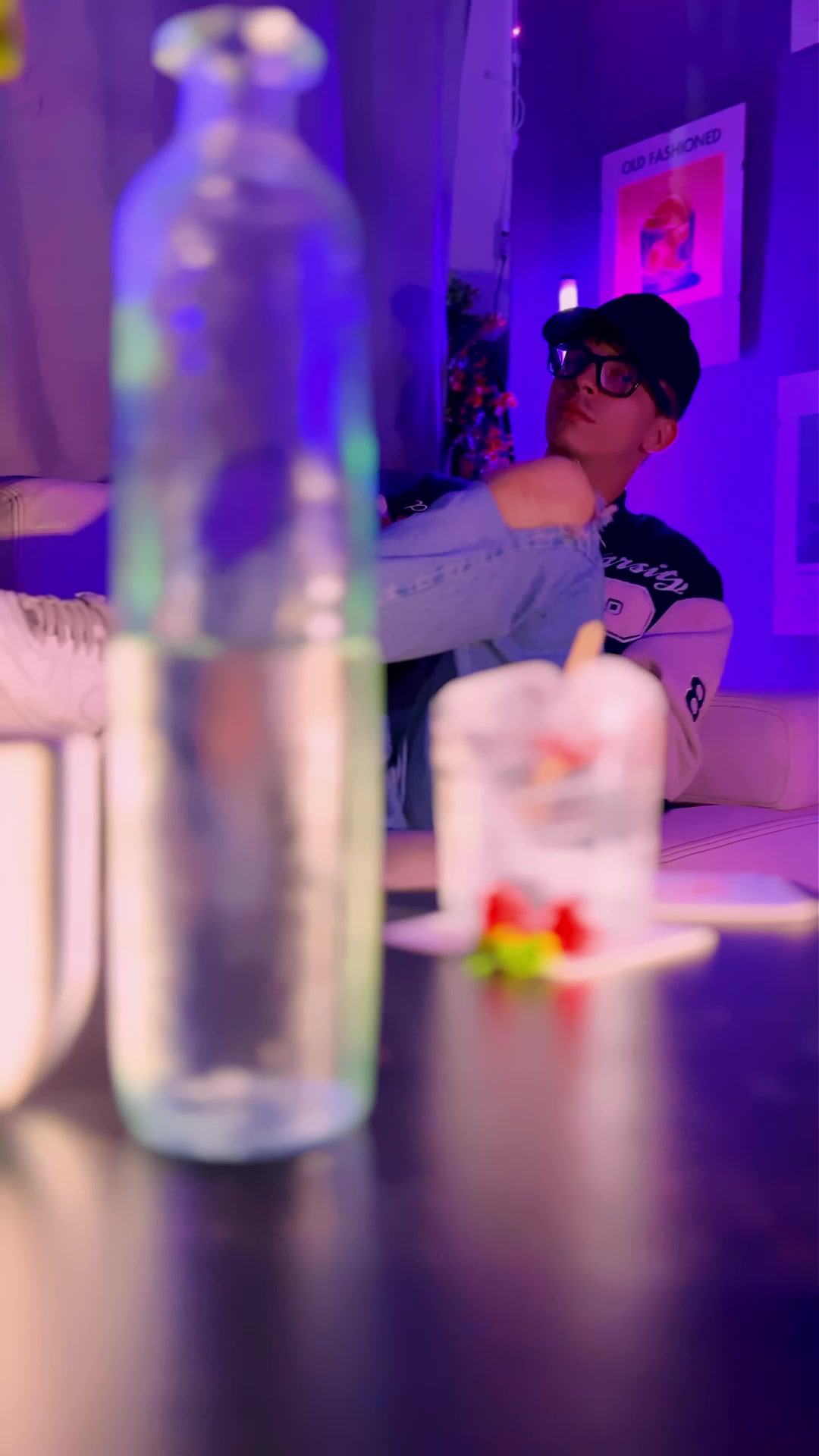 @begobehindthebar