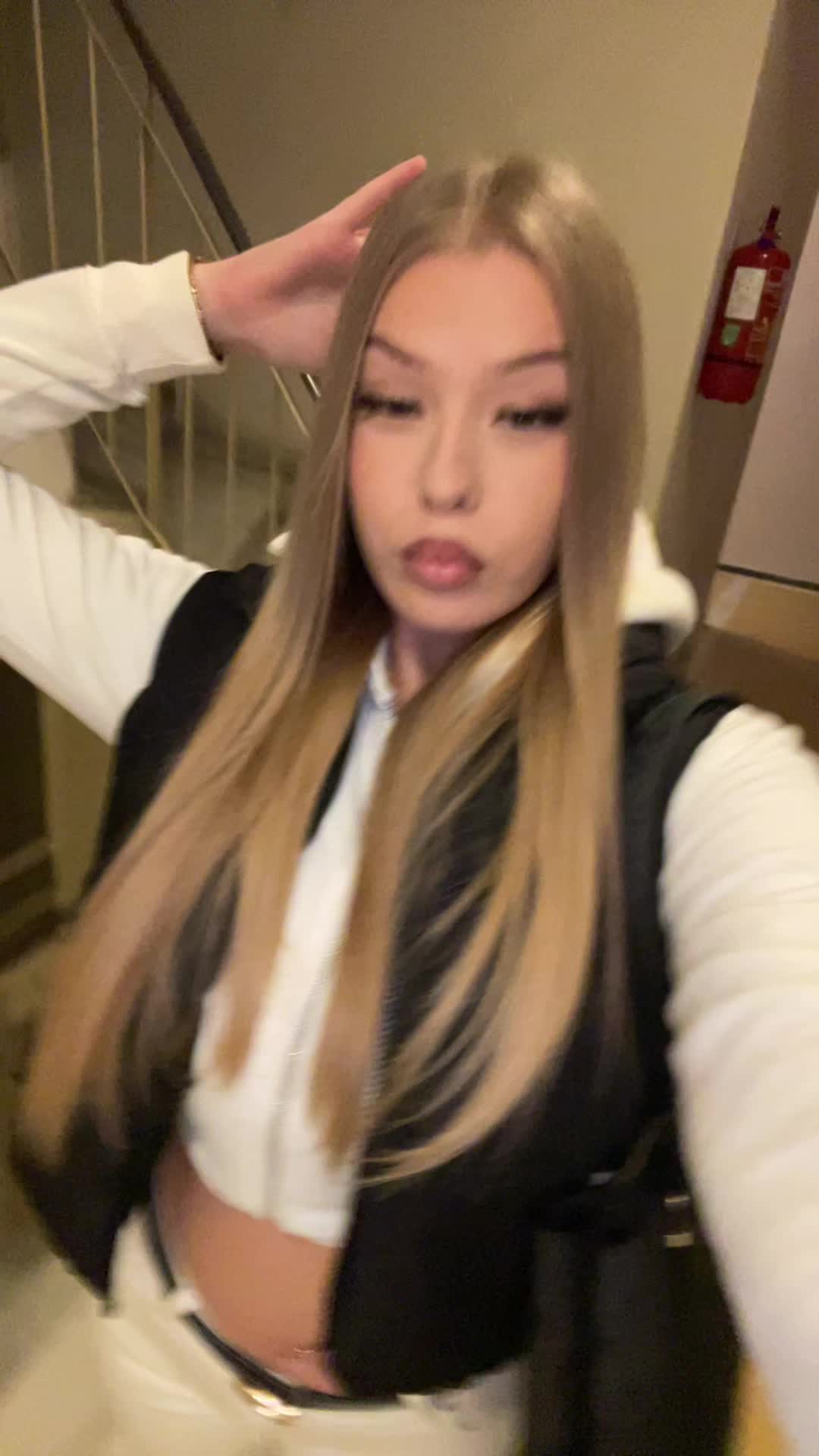 @blz.annaa
