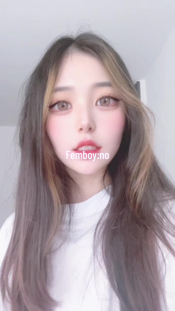 @𝑬 ୨୧