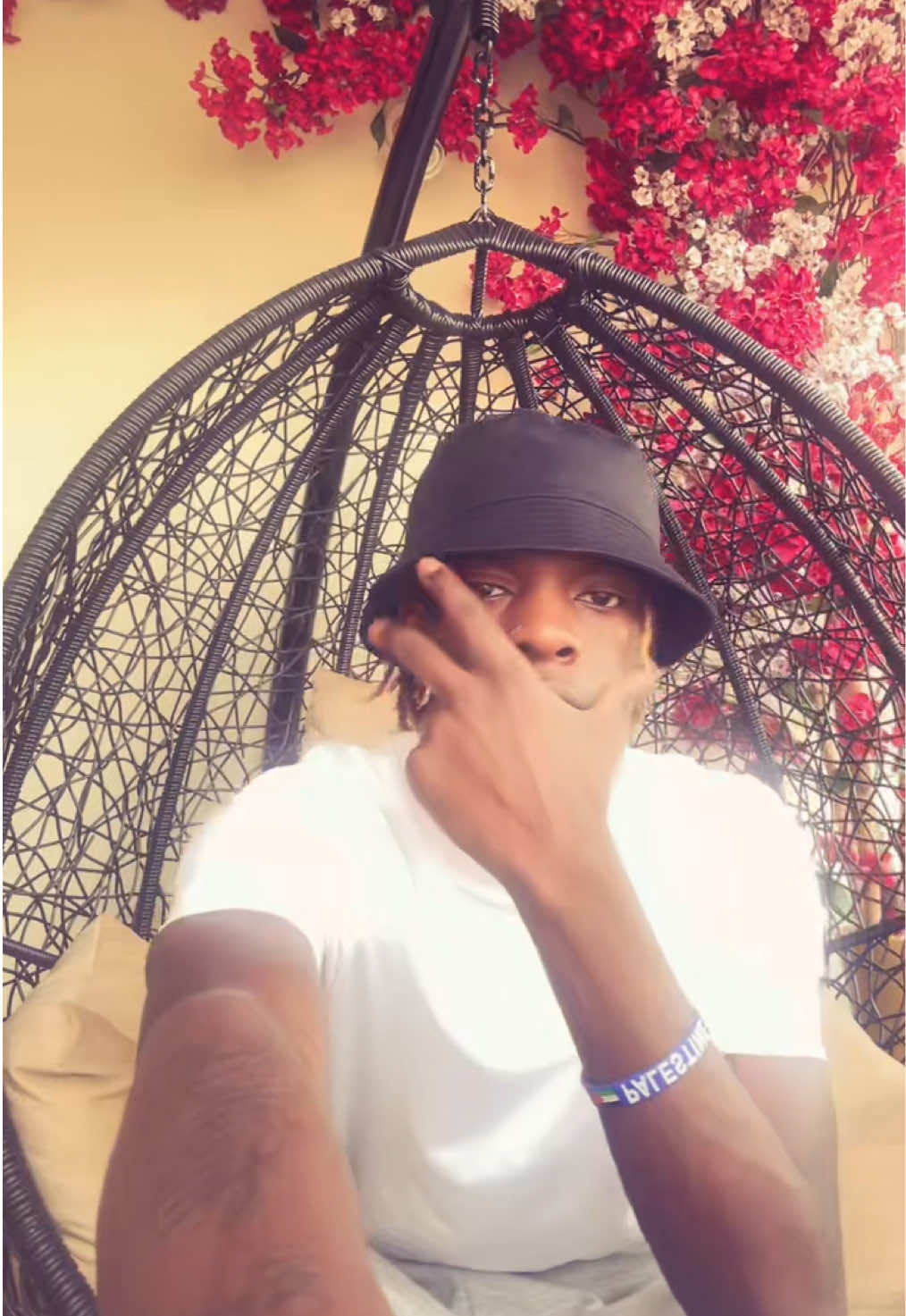 @whoisdelroy