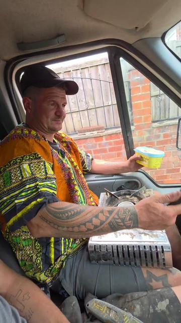 @The Scransit Van