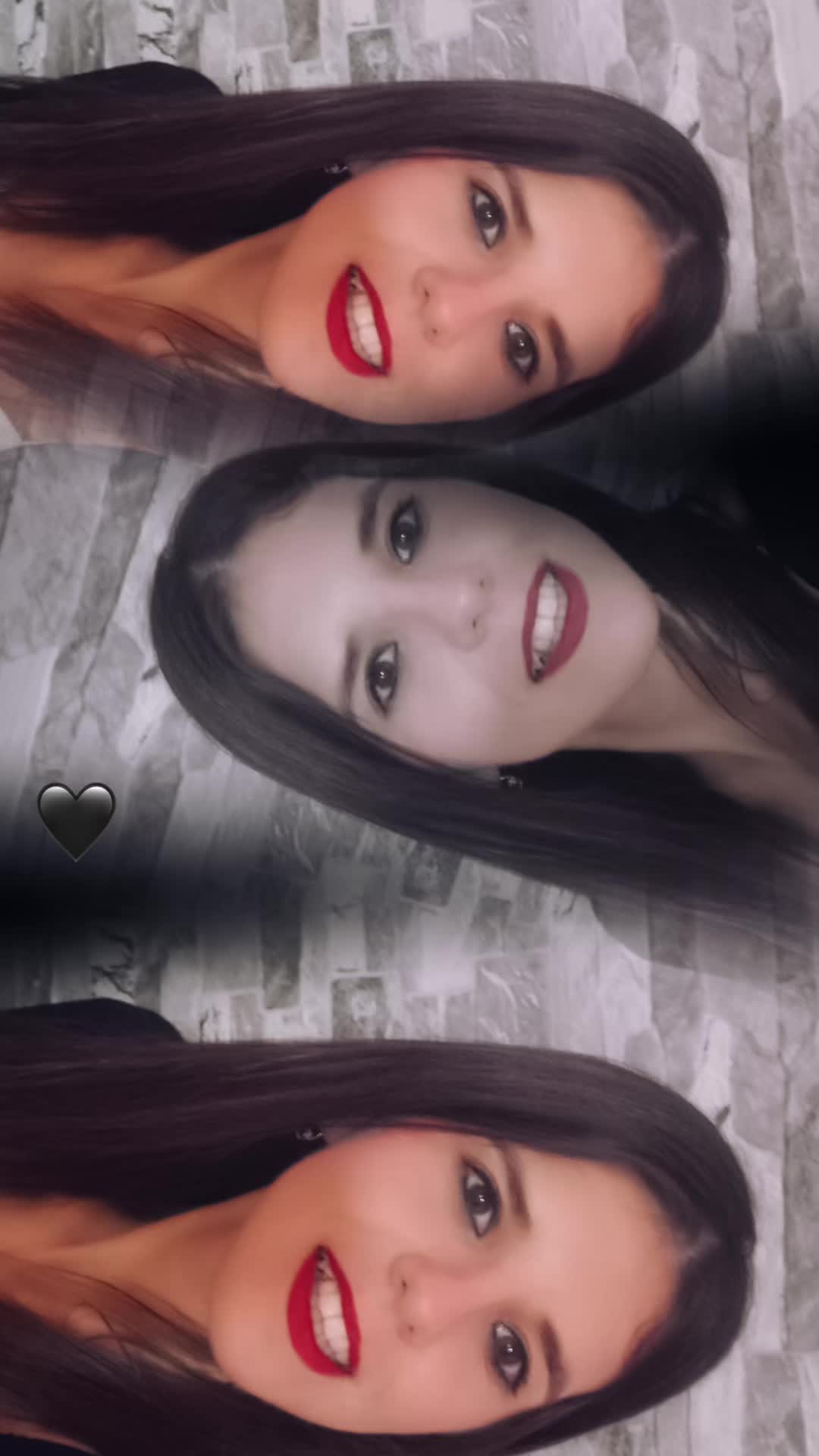 @María