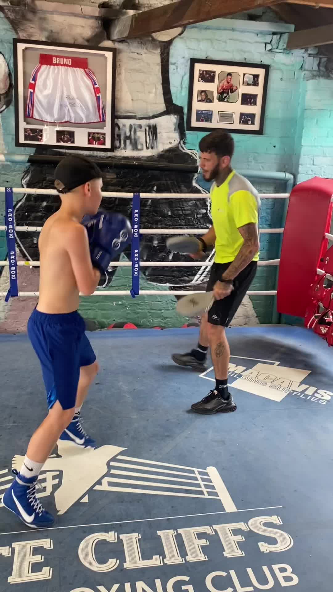 @Whitecliffs boxing 🥊