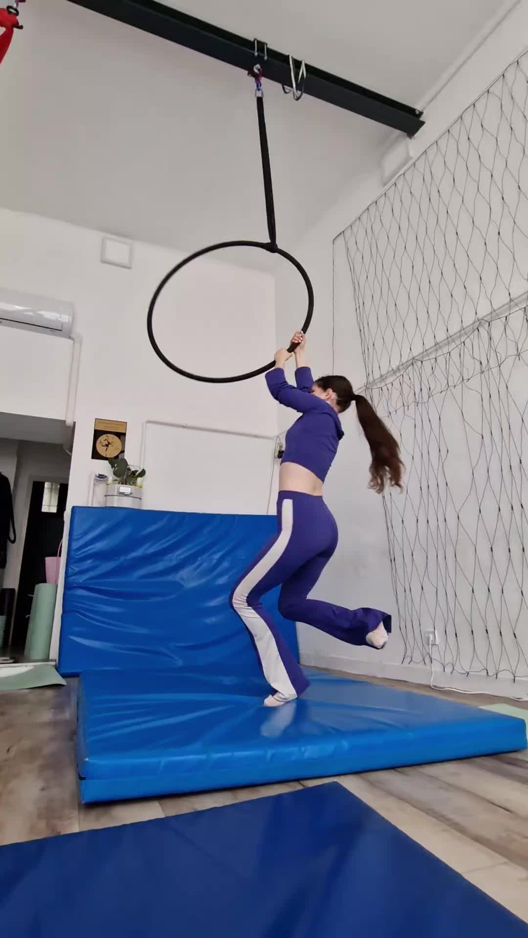 @MoneLiza