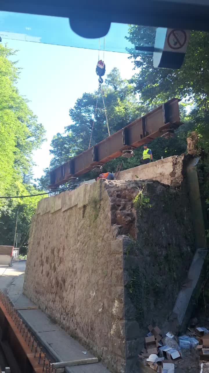 @Giovanni Steri
