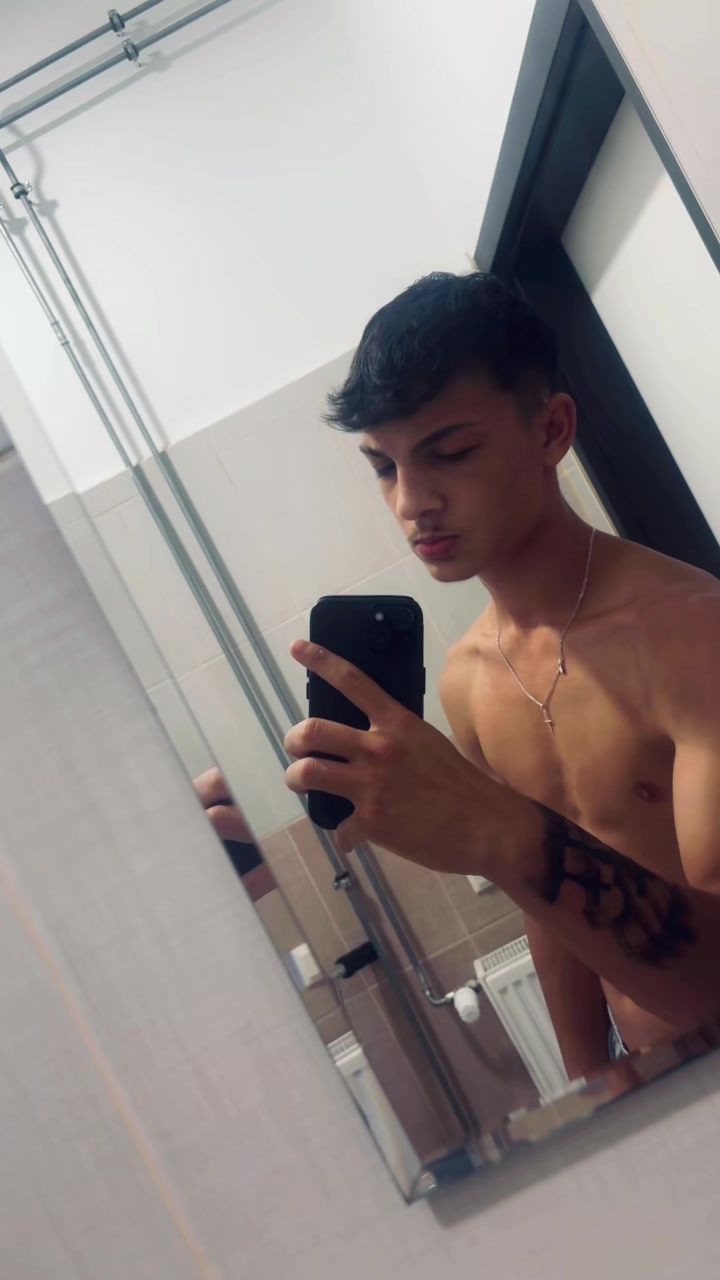 @DANI🖤🩶🤍