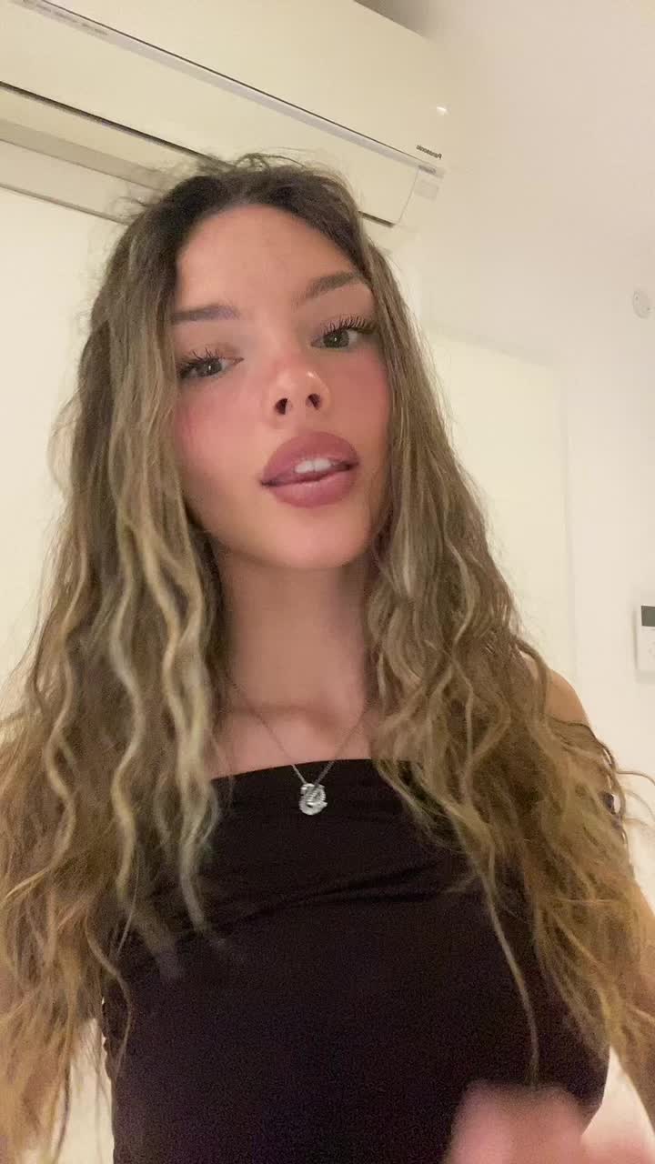 @Sofia