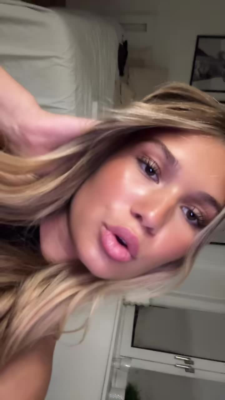 @Célia