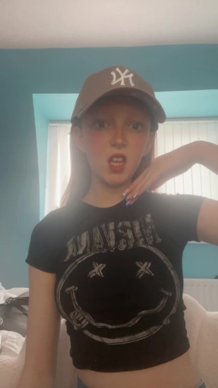 @sophie🤍💋❤️