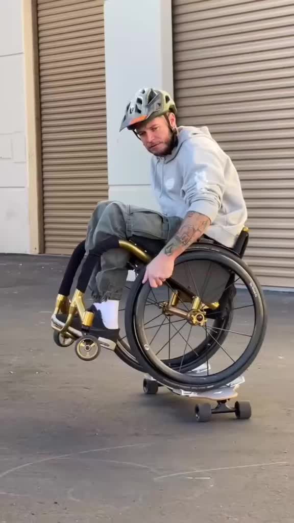 @Сашка