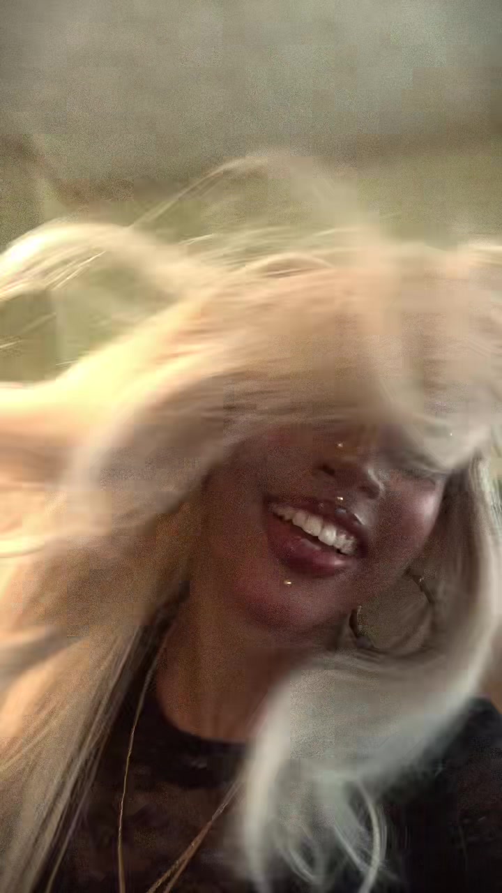 @𝐧𝐚𝐧𝐚