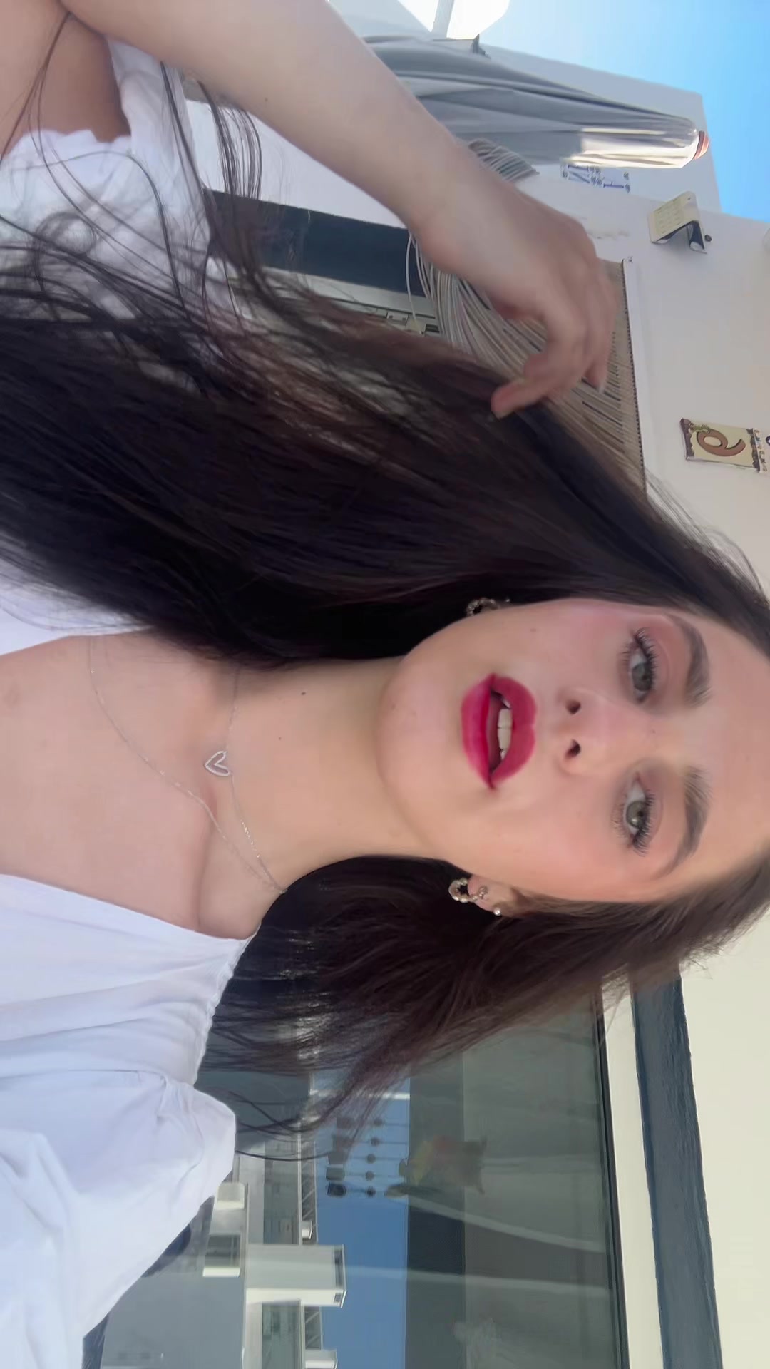 @Kt