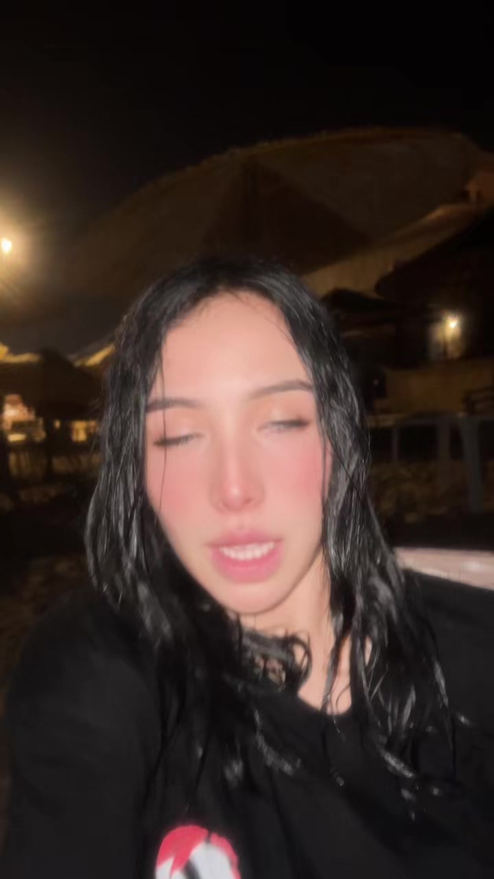 @asswer17