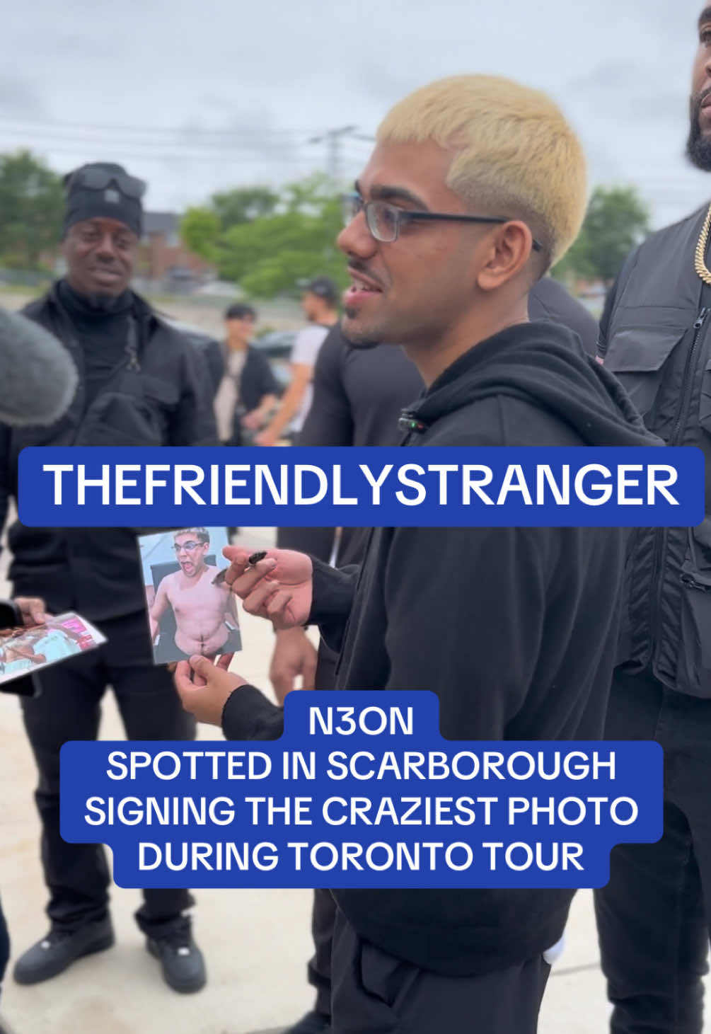 @Thefriendlystranger