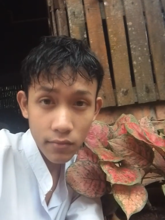 @🌹Mg jhit(မောင်ဂျစ်)🌹