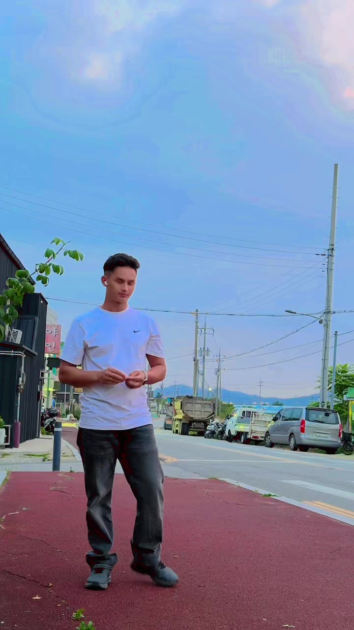 @UMESH RAWAL❤️🇰🇷
