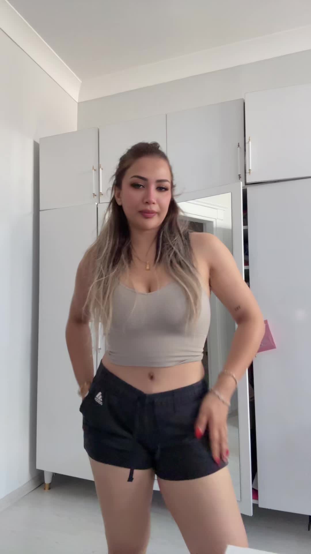 @Mahsa__eyr