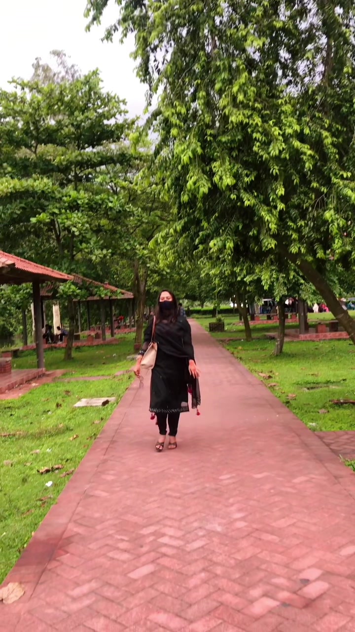 @স্বর্নালী সাথী