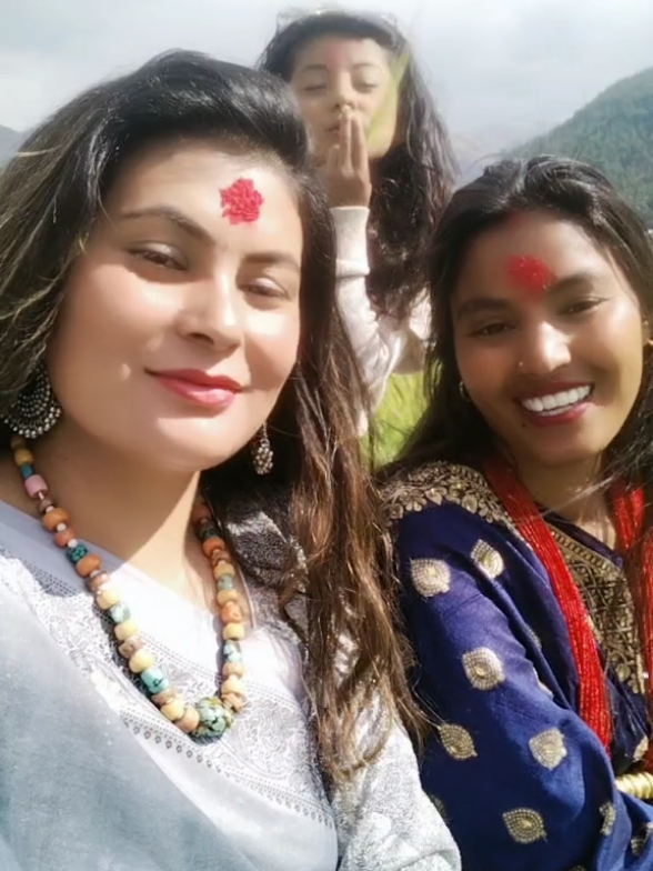 @सृजना सेजुवाल💫🦋