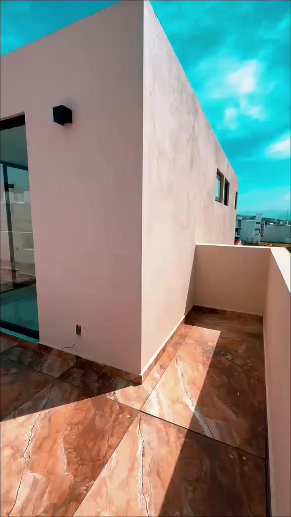 @Alejo | Bienes Raíces