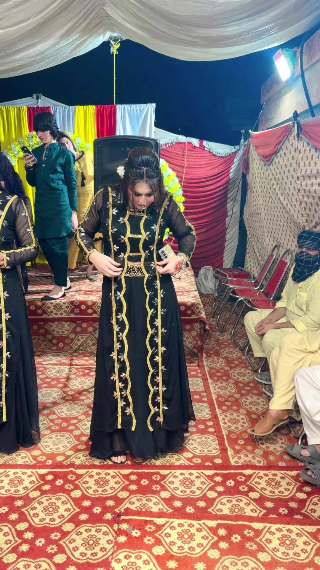 @Riya Khan34