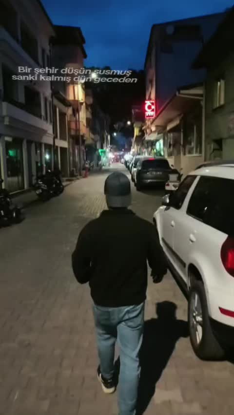 @🐅