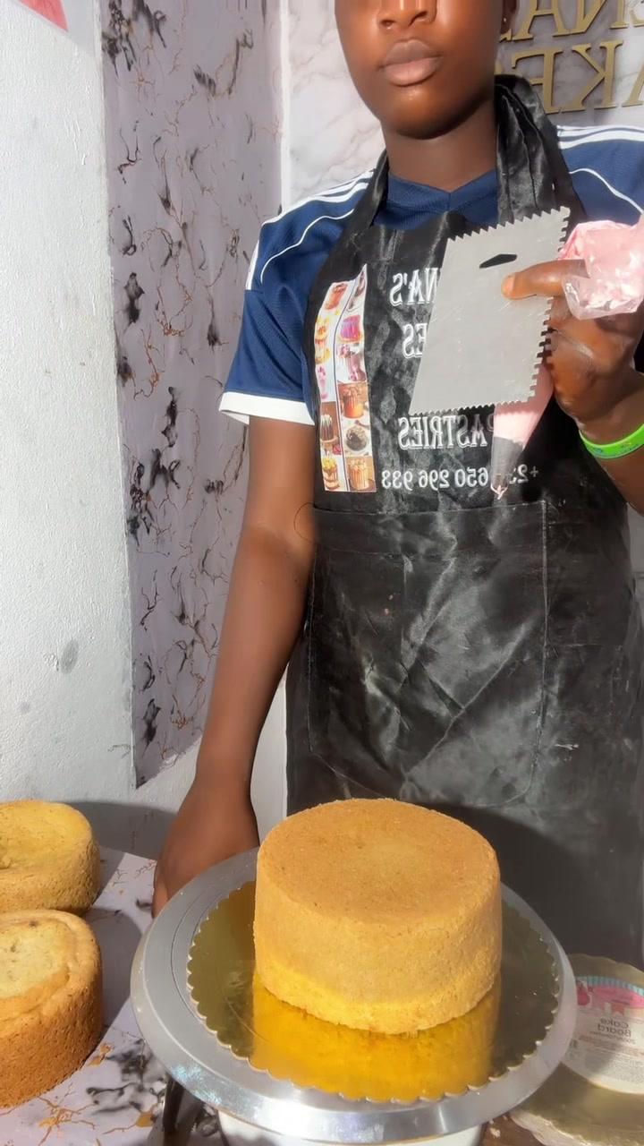 @Celebrity cake vendor kumba 🤭