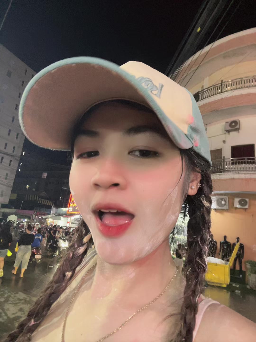 @🐵