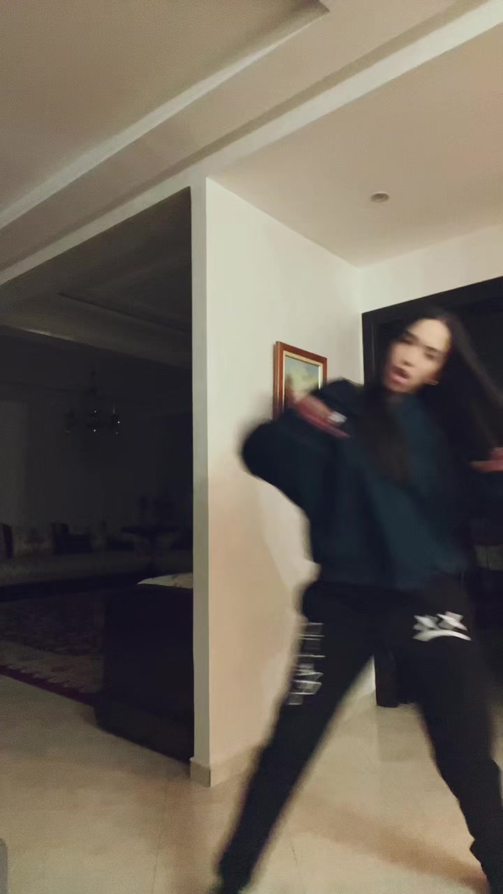 @H🦂
