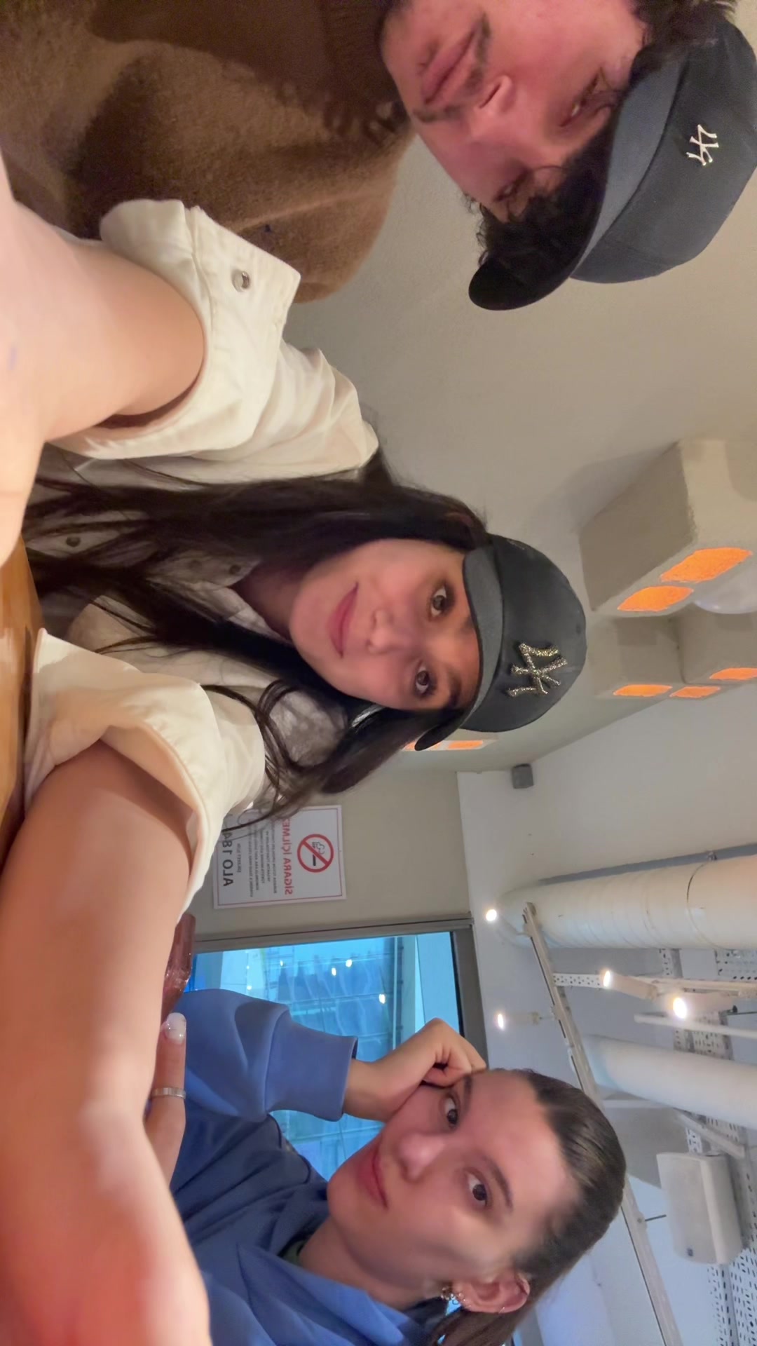 @Defne