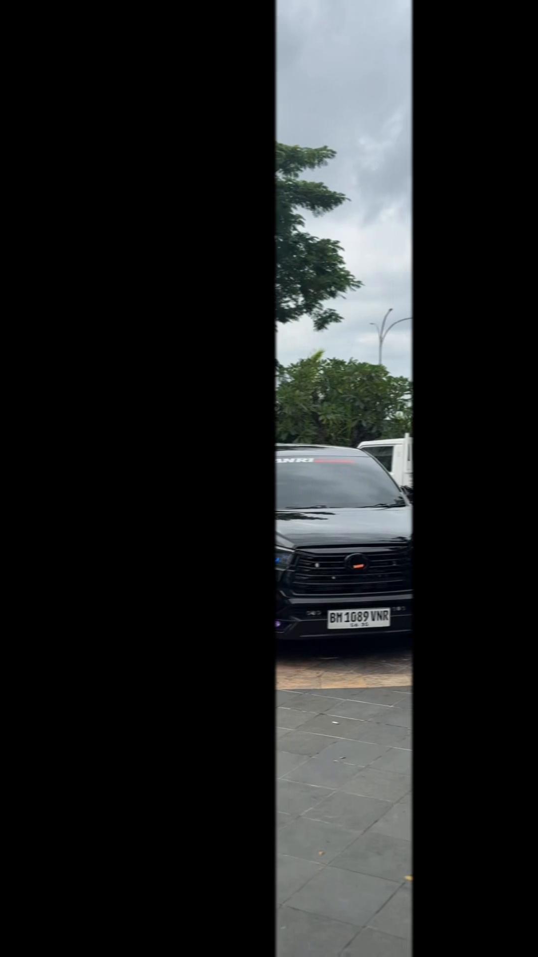 @VANRI AUTOMOBIL