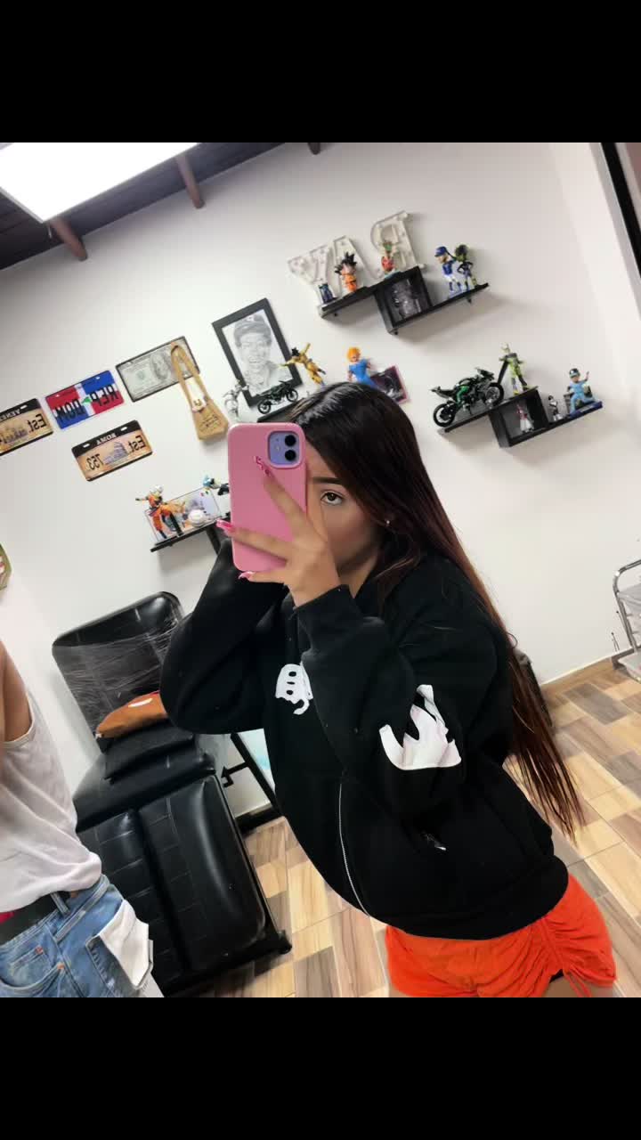 @𝑆𝑜𝑓𝑖𝑎🧖🏼&zwj;♀️🌸