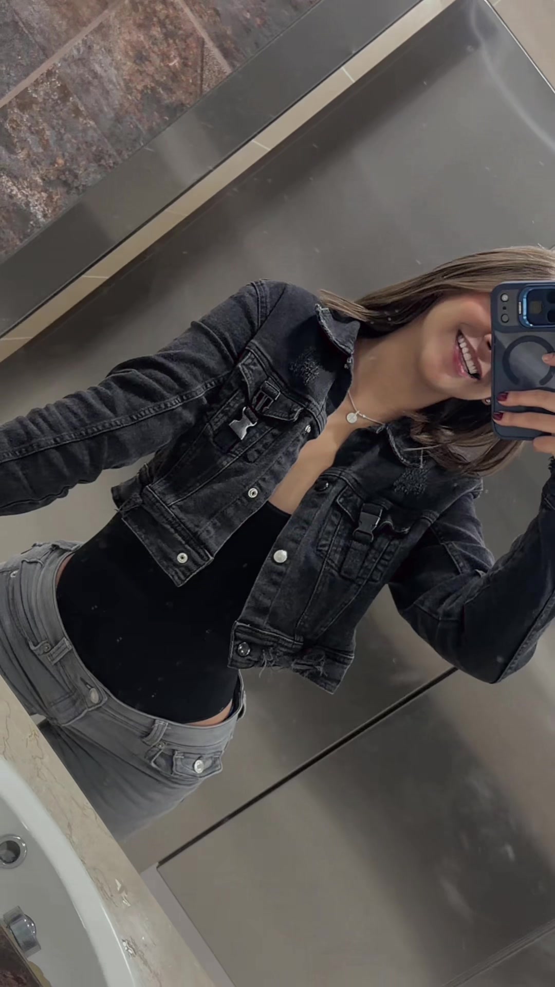 @Isabella Fernández