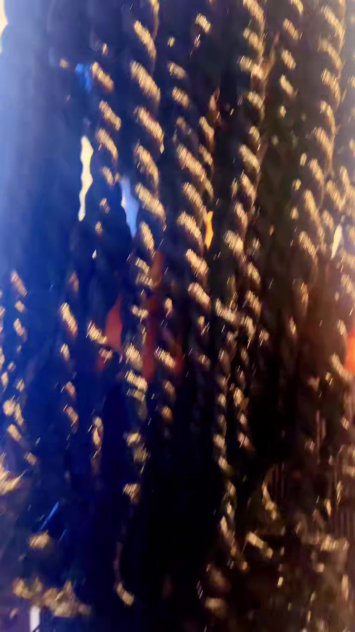 @Sacha bella