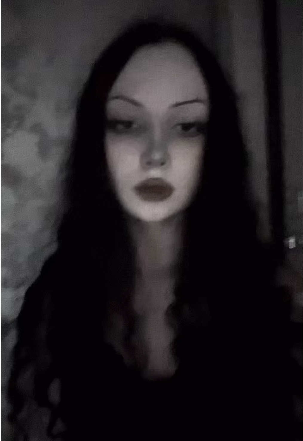 @𝖁𝖎𝖛𝖎𝖊𝖓