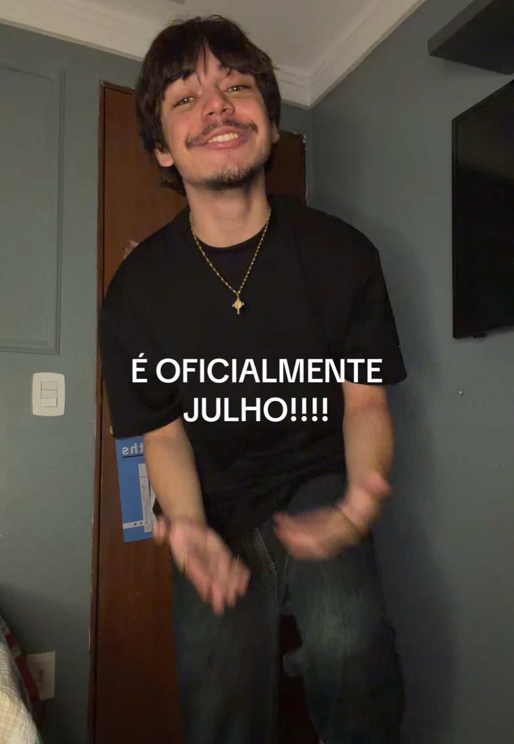 @Augusto César
