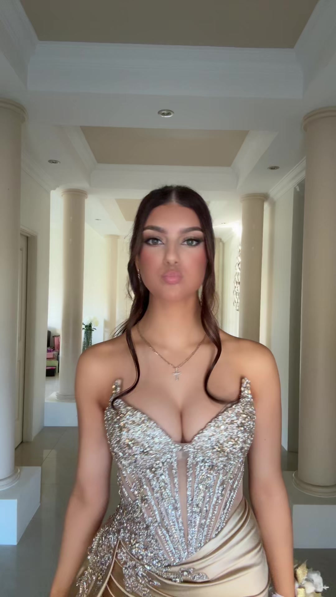@Emče