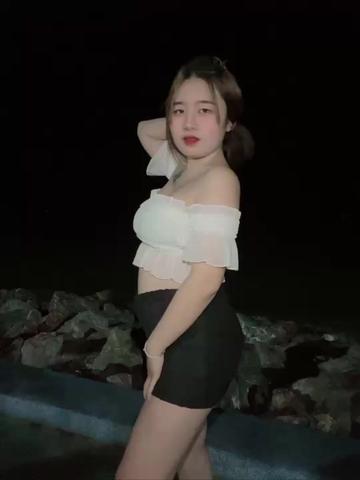 @อั้มชอบกินก๊วยเตี๋ยว🤪