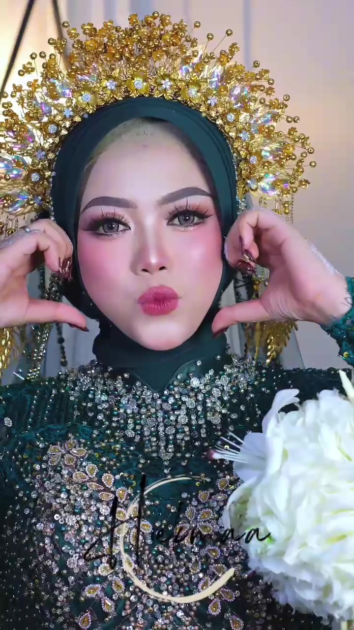 @HIEKMAA MAKE UP JEMBER