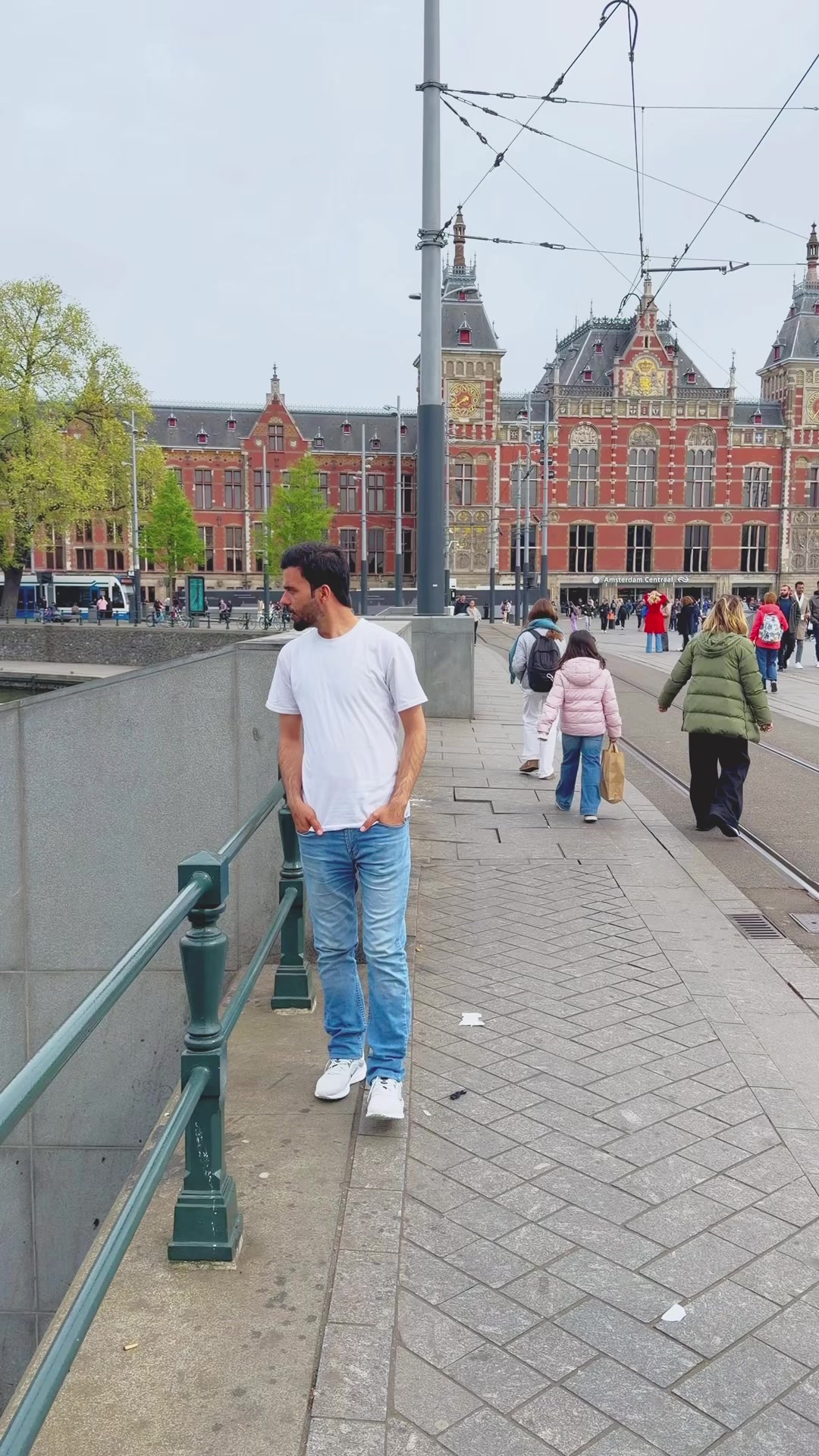 @Asif❤S🇵🇰🇬🇧