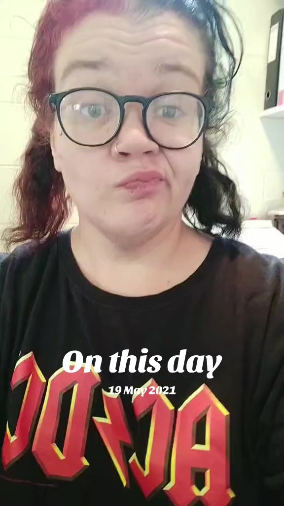 @Jessrey🫈❤️🖤