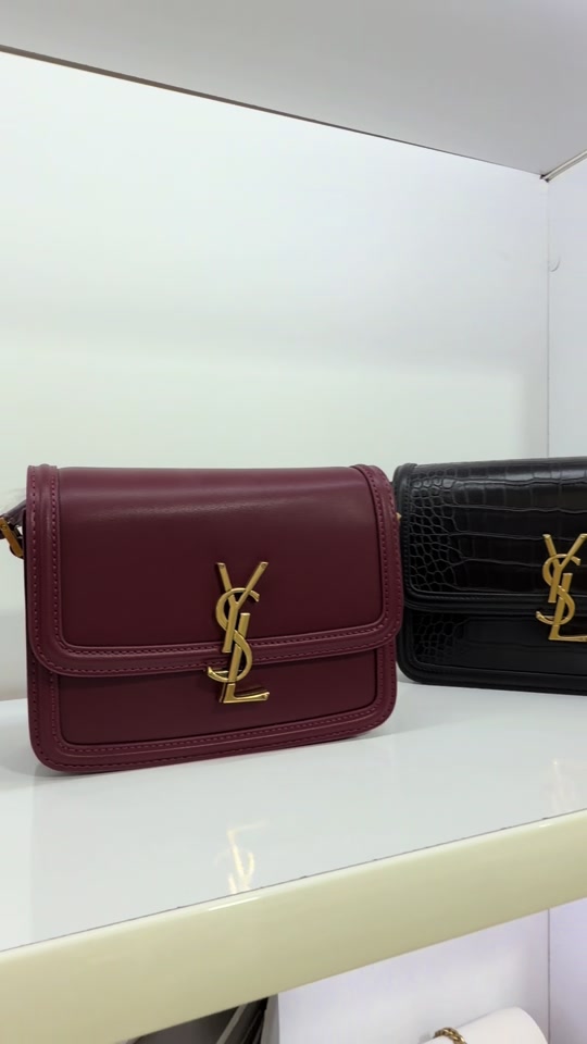 @leo.lux_bags