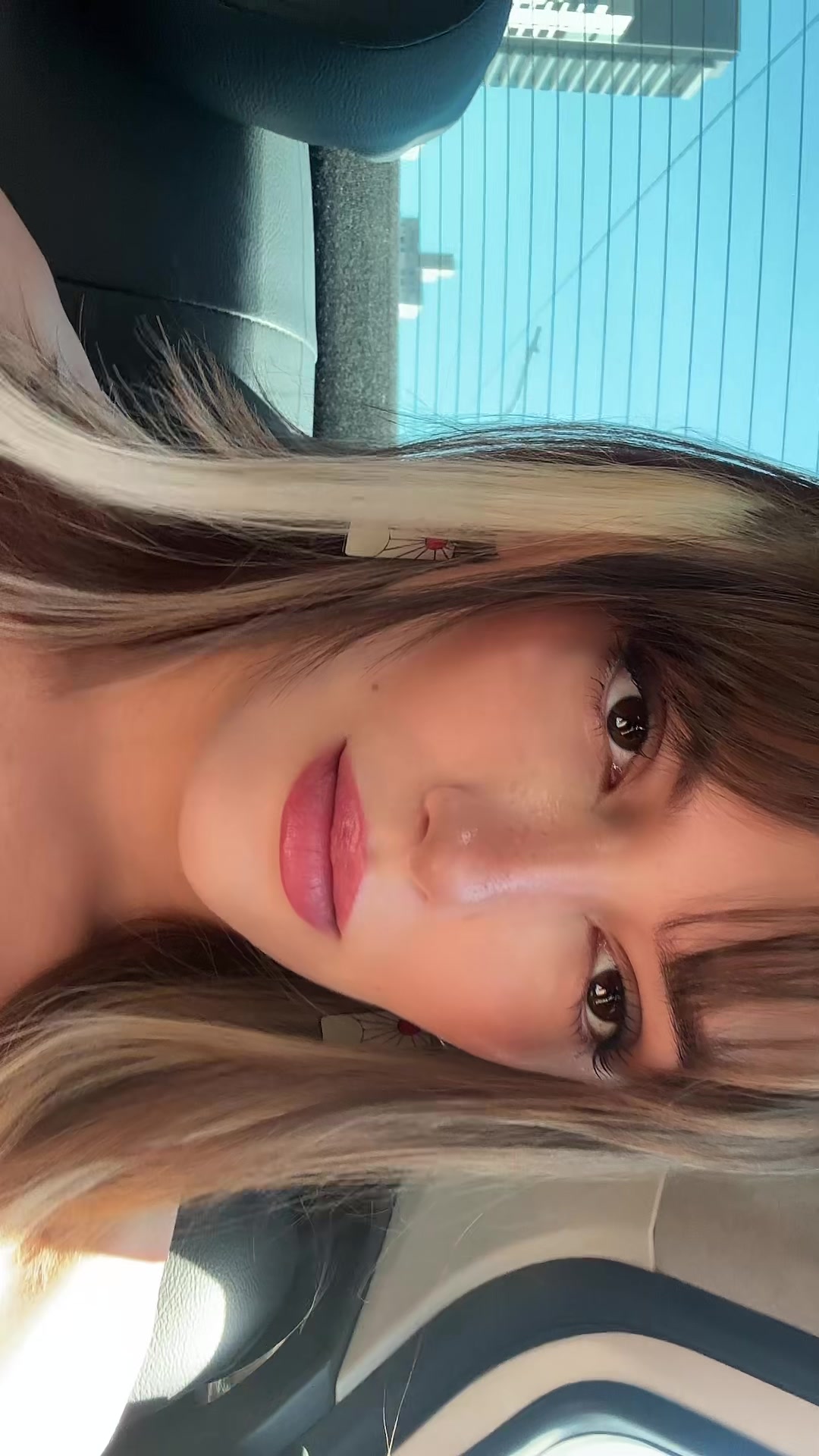 @jennossaur