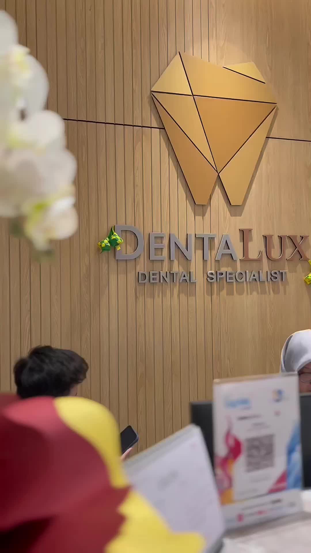 @dentalux.id