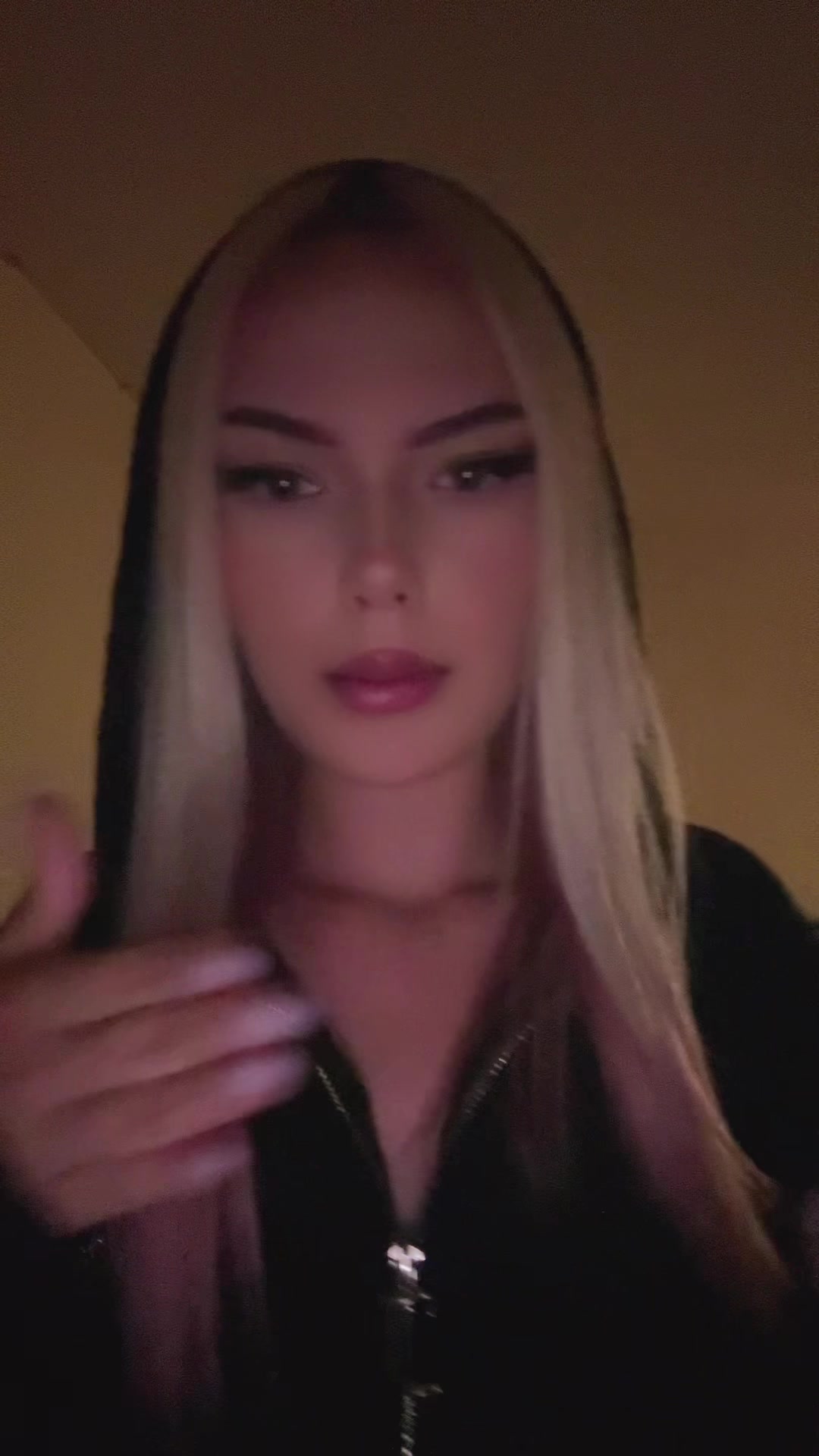 @MM
