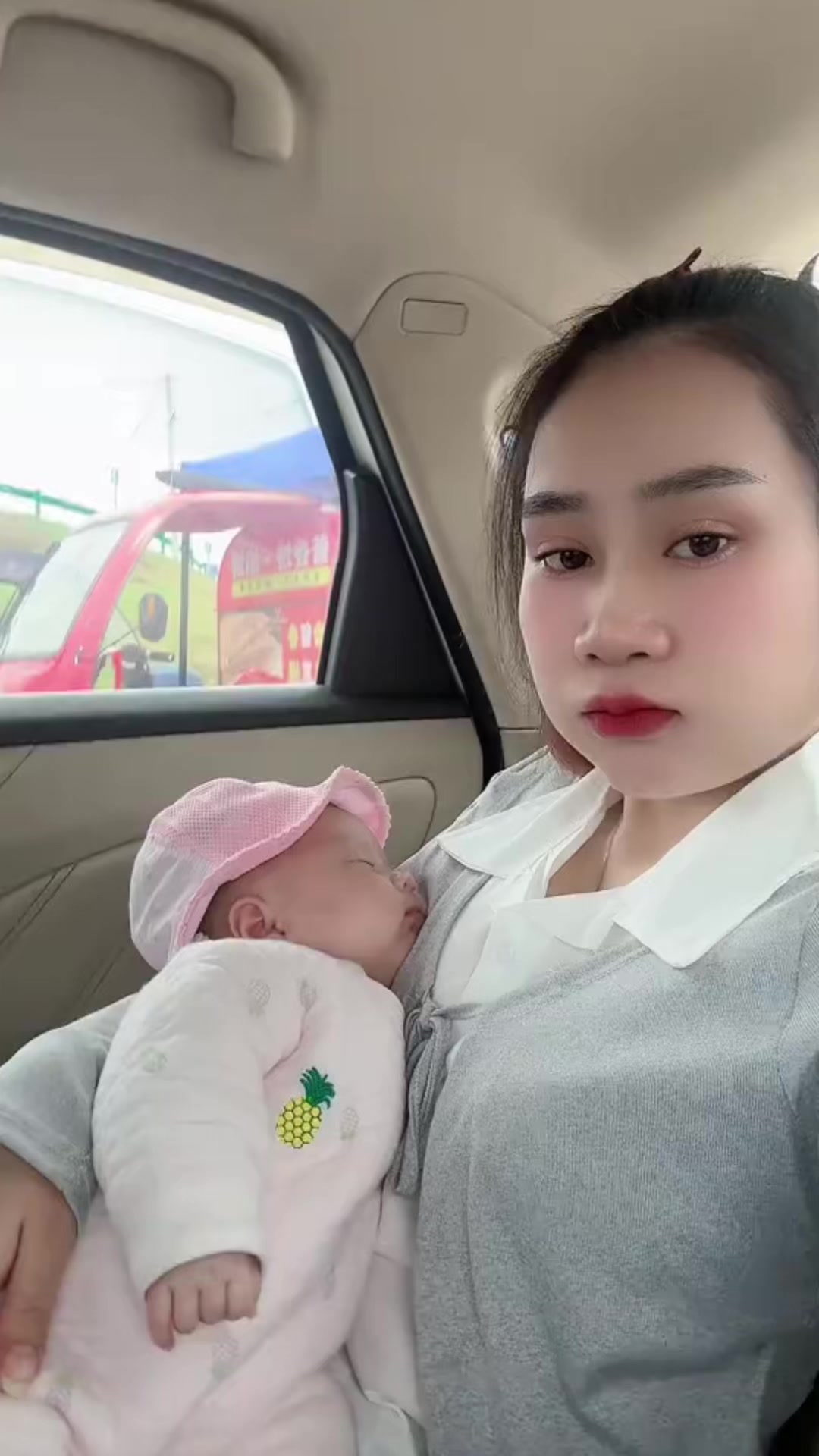 @盼盼(แป้ง)